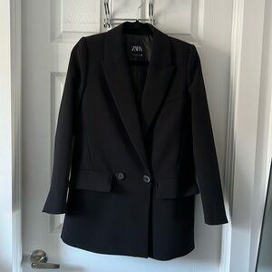 Zara long black blazer